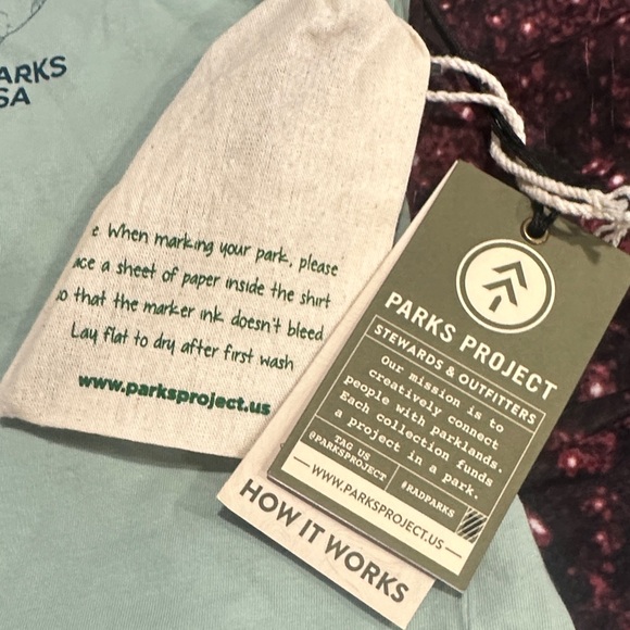 Parks Project XS mint Green Short Sleeve Tee cropped with pen - Picture 5 of 7